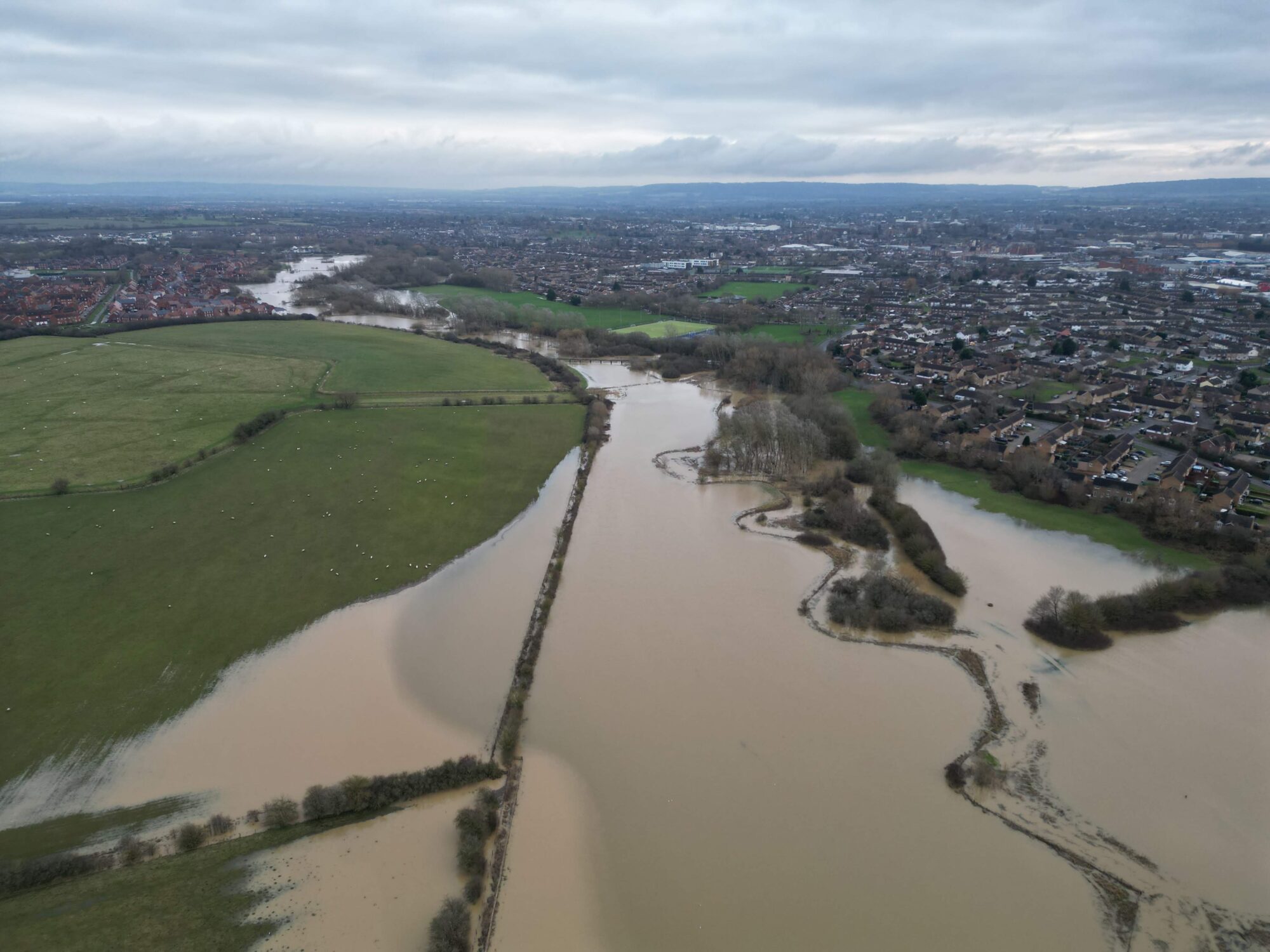 Drone imagery of flood waters. Drone view from Berryfields looking west to Buckingham Park in north Aylesbury. By skyeyeimagery.com