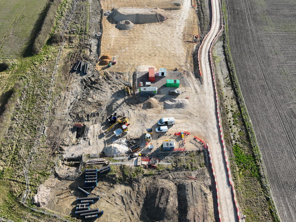 Up to date imagery enhances your awareness of what is occurring onsite.