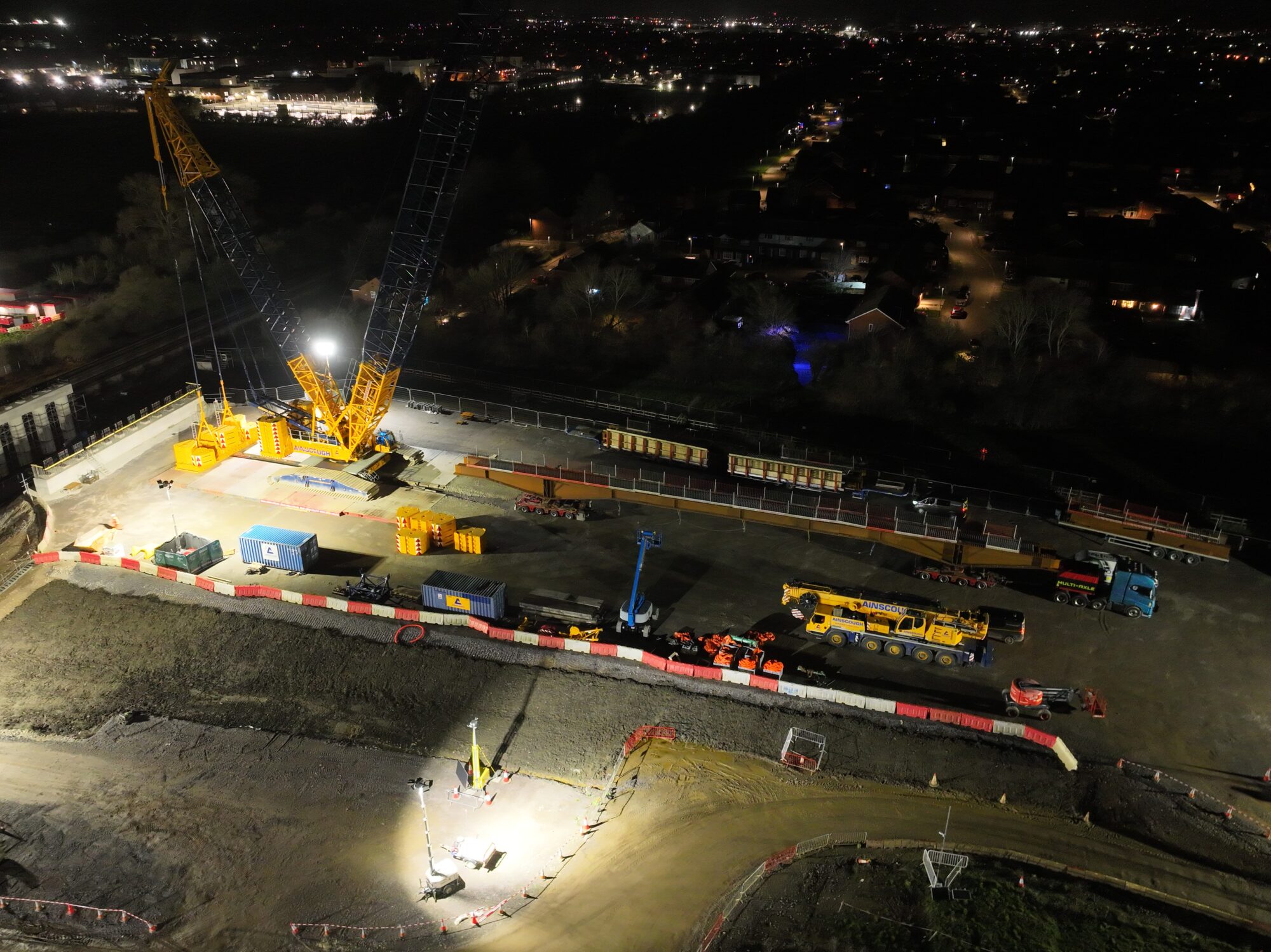 South view of the SEALR Bridge Construction Crane and Steel Cross Beam.